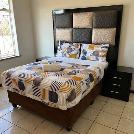 Hampton Guesthouse جوهانسبورغ المظهر الخارجي الصورة
